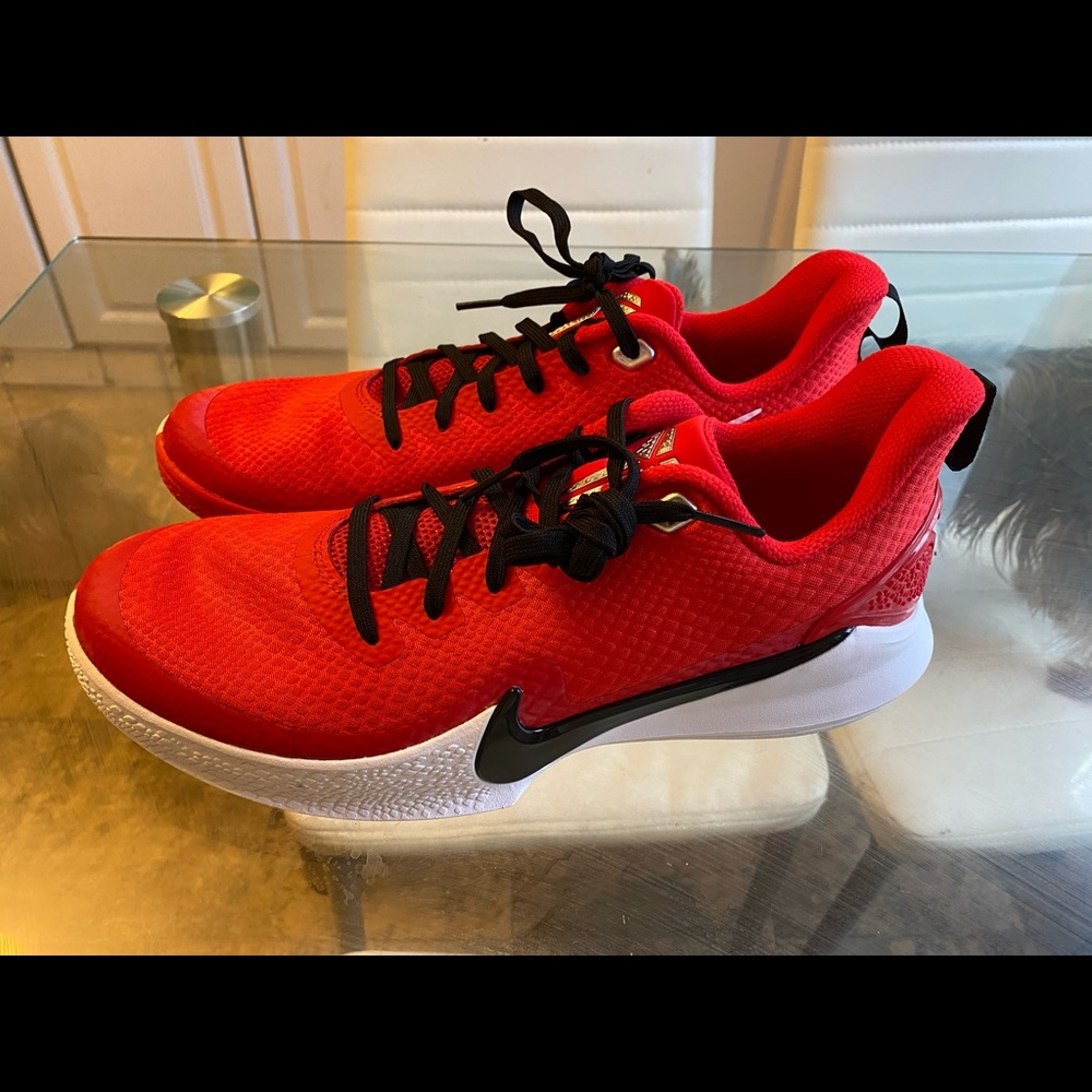 Nike Kobe Mamba Focus Sz 9 Red